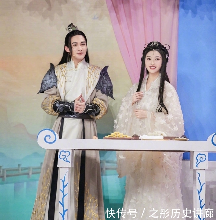 《快本》三对cp组合齐亮相,只剩一对尴尬,火与不火的差距太大