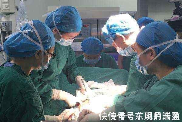 小孩|剖腹产的“竖切”与“横切”有何区别?大夫说了答案,孕妈别选错