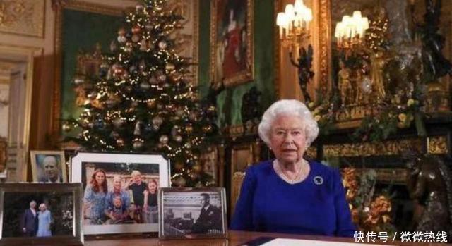 演讲|94岁英女王似乎已彻底放下梅根,复古珍珠项链配紫衣,老态尽显