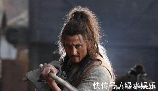 呼延灼|梁山第1个惨死的正将,七窍流血而亡,使用的这把兵器是当时一绝