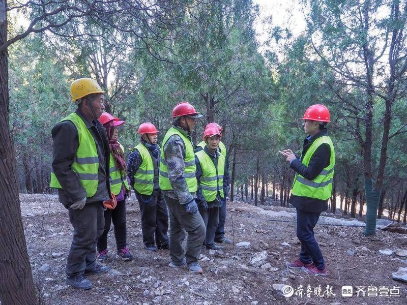 大千佛山风景区|大千佛山风景区绿道联通工程现场，尽职尽责的小伙子