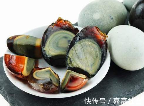 油泼辣子|过年做凉拌皮蛋,别少了3种调料,加上之后更美味,不腥不发涩