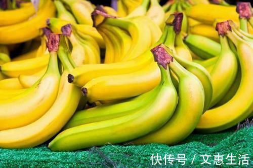 大便|肛肠科医生:便秘拉不出,坚持1个法子,冲走宿便,肠道干干净净!