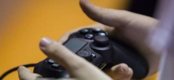 失眠|失眠总是不好？避开失眠“雷区”，常吃3物，喝1水，一觉到天亮