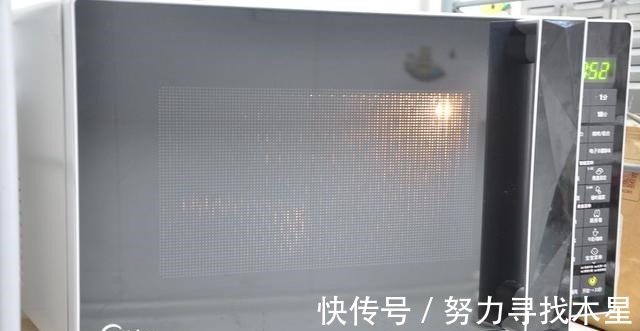 快手零失败的班戟,香甜软糯真好吃,喜欢的快试试!