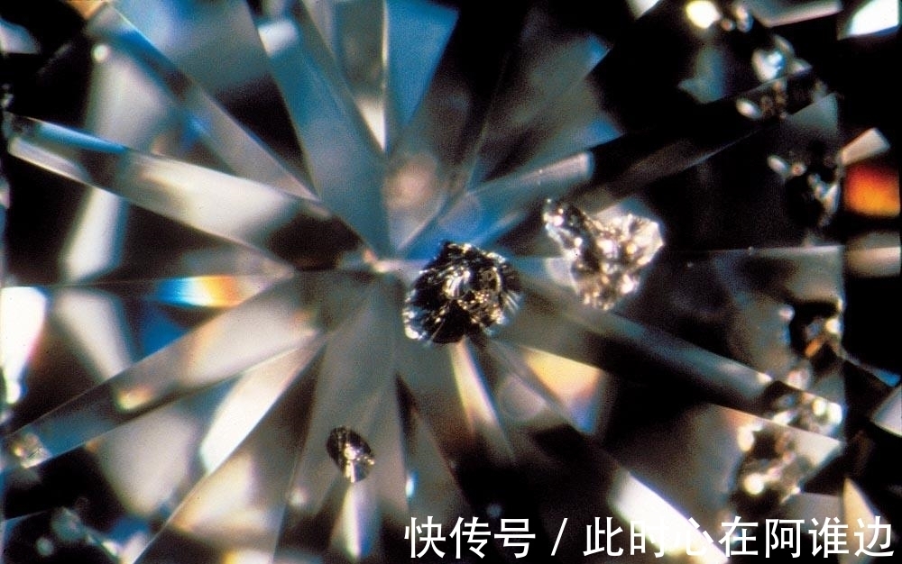 硬度 钻石比铁硬,为什么铁锤能击碎钻石?