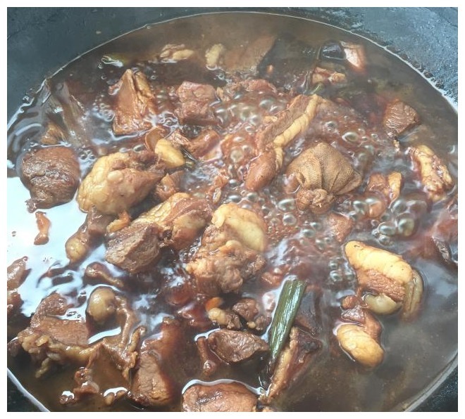 在家自己炖牛肉,想要牛肉煮得烂,只需要加上“山楂”