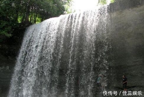 是真的吗|中国这个瀑布火了，一下雨就有新娘出现，让人不寒而栗