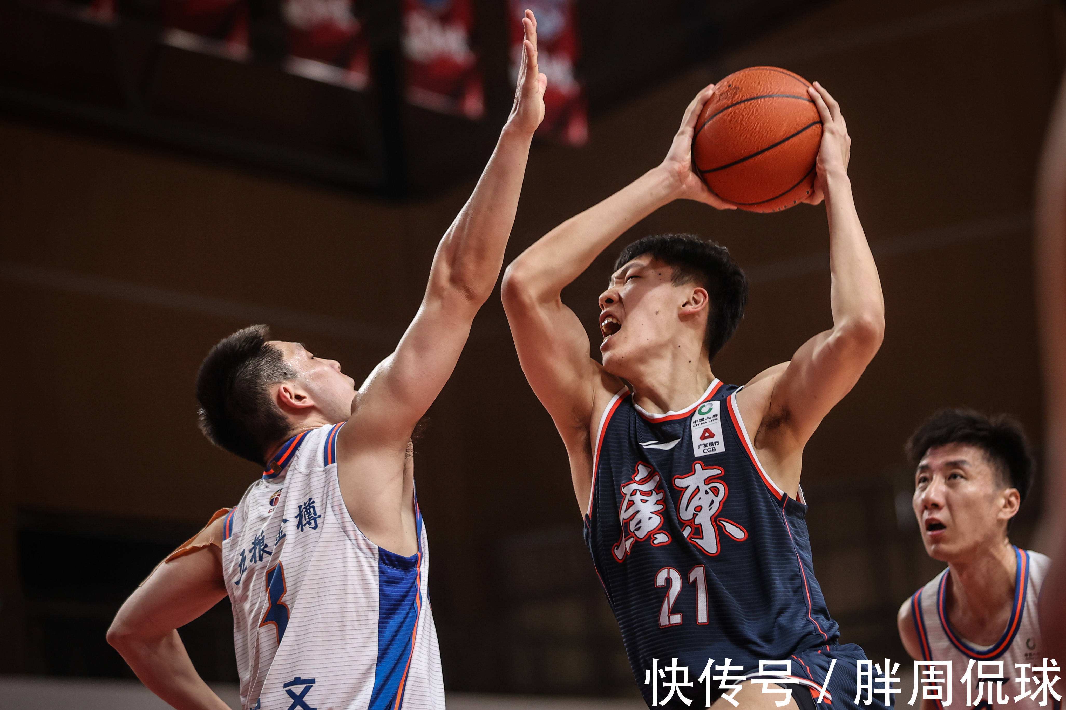 常规赛|赵睿回归,汤杰注册,莱多状态爆棚,杜锋内线更大惊喜也归队