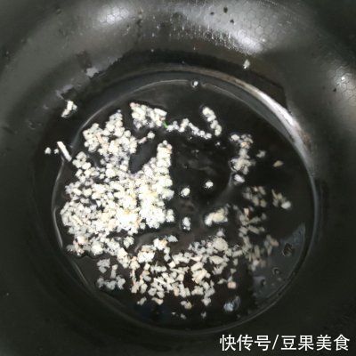  好吃到流泪的「响油鳝糊」，连吃三天都不够