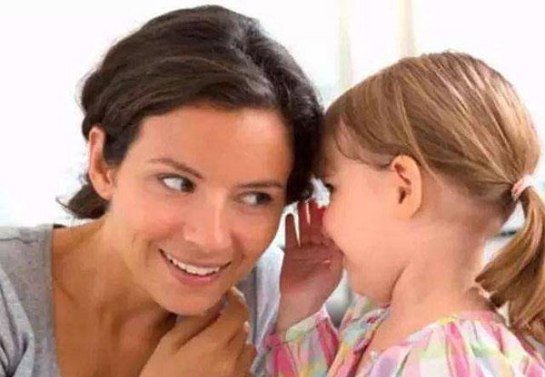 行为|新手父母日常这几种错误行为,经常伤了宝宝却不自知,赶紧纠正吧