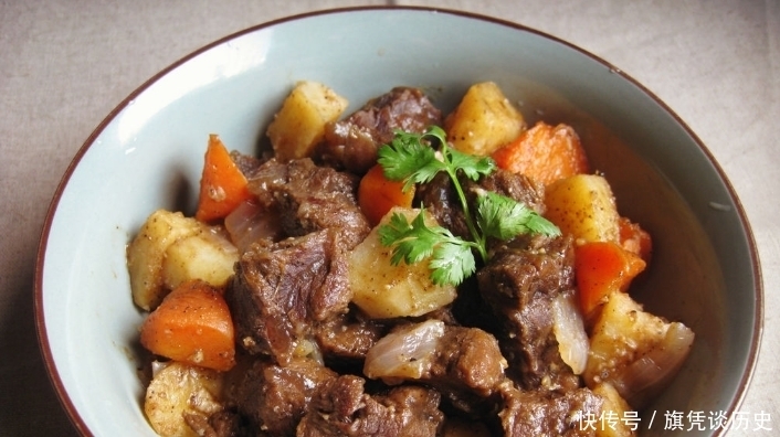 炖牛肉总是又老又柴？大厨教你5个技巧，快速炖软烂，又香又营养