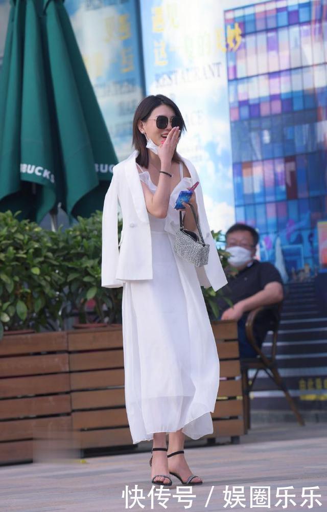 搭配|美女连衣裙搭配“西装”,穿出不一样的贵妇气质