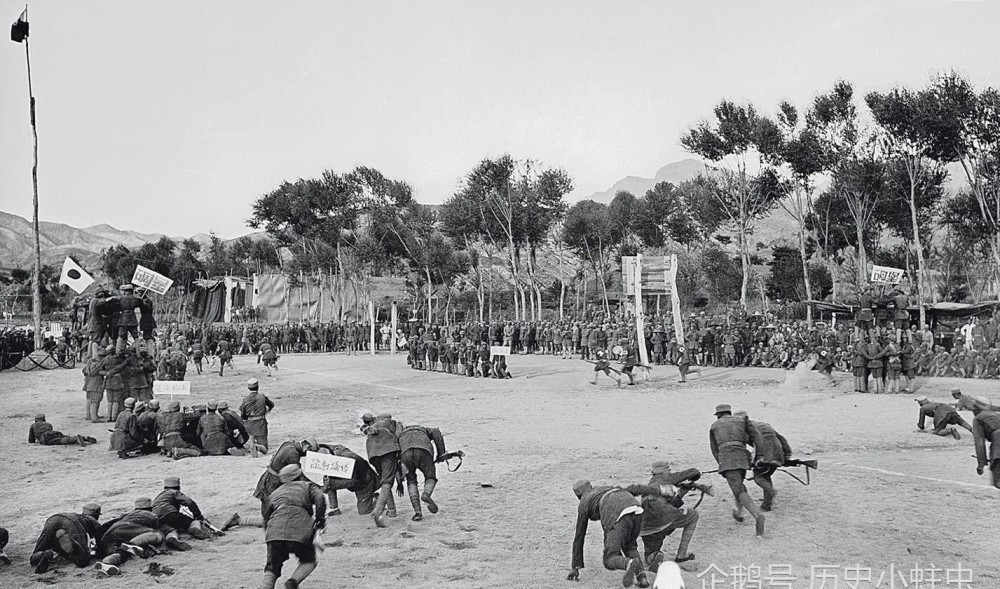 授予|八路军改编后，每个师都有直辖团，团长都是谁？被授予什么军衔？