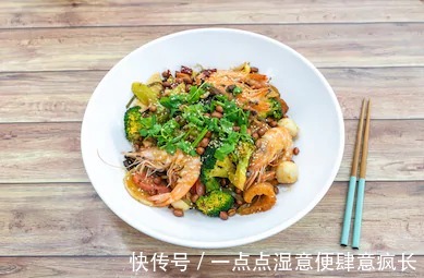 做饭也要懂技巧，知道这30个饭店常用小妙招，不愁饭菜不香不好看