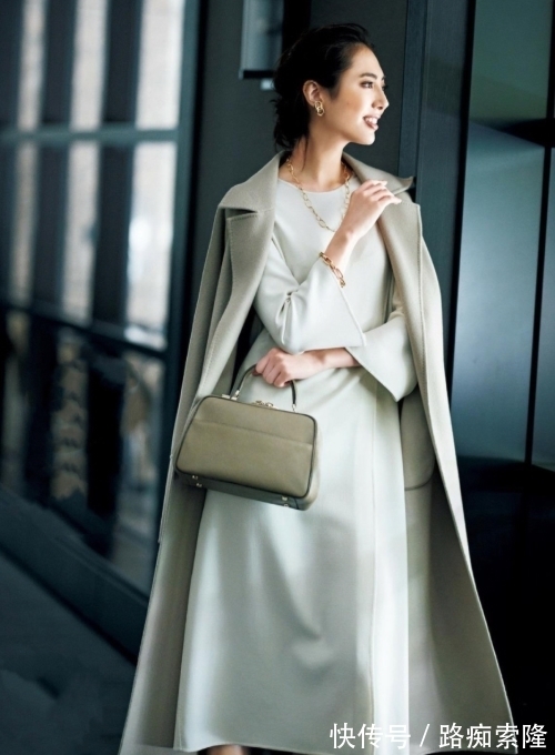 半身裙 冬天只会穿裤子?学日本博主用“半身裙”来搭配,气质大加分