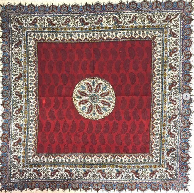 一个月只能做出十件的手工艺品，你还觉得贵吗？