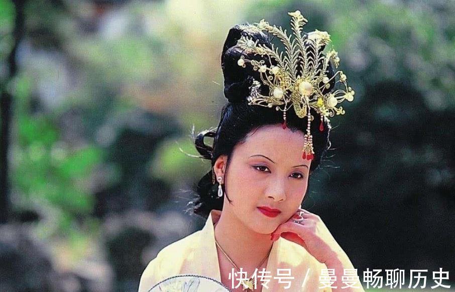 贾母|王夫人没钱给贾母做寿,靠当东西遮羞,她没有私房钱吗?