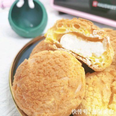 别怪我没提醒你，这道酥皮泡芙一吃就上瘾
