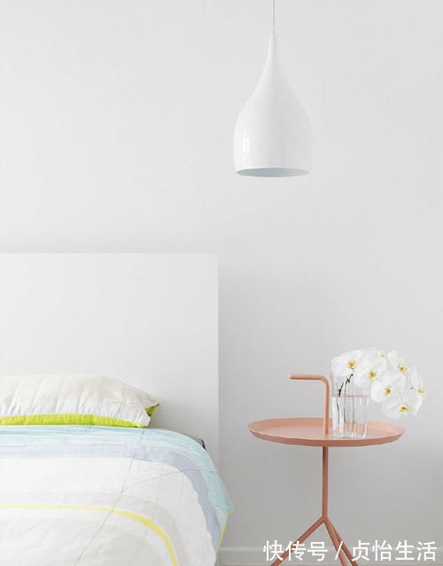 茶几|越来越多人选择纯白极简风设计,纯净的白色真舒服,岁月静好不过如此!