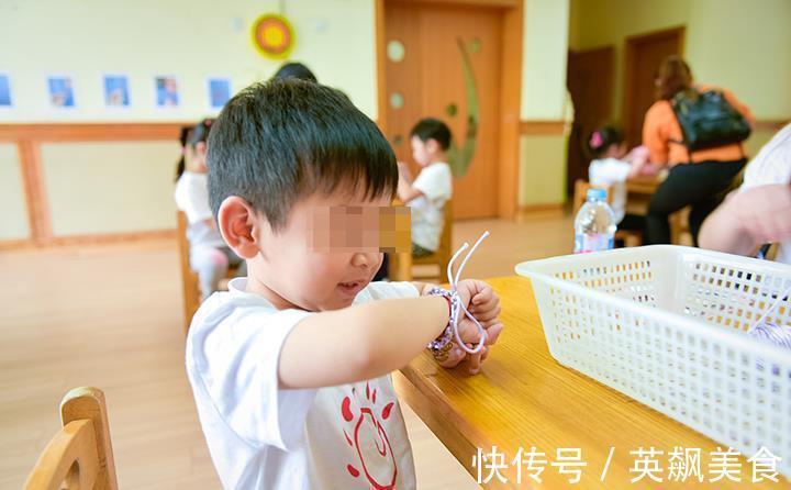 幼儿园|女儿穿纱裙上幼儿园，宝妈感到自豪，幼师：少让孩子穿裙子上学