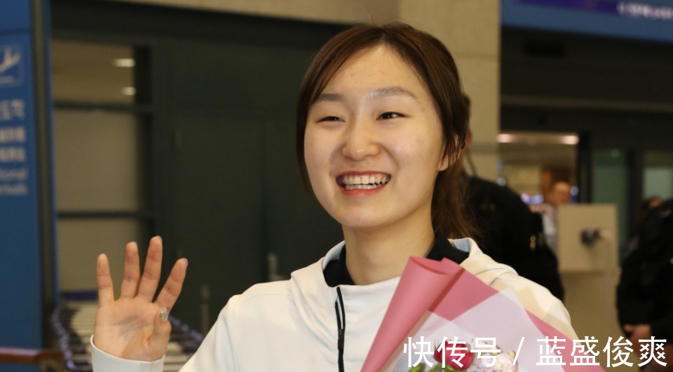 北京冬奥会|超级新人爱敬礼!21岁的短道速滑美女颜值高,想在北京拿冠军!