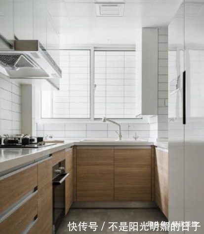 门套|厨房面积不大门洞小，厨房门4种设计方式，不仅实用，而且美翻了