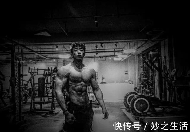 王浩洋|掉肌肉小毛睿变身龙战队成员,这个小伙够强