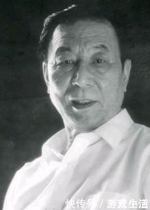 拳王阿里|让蝉联10届的全国武术全能冠军都佩服的武术家,最终拜他为师!