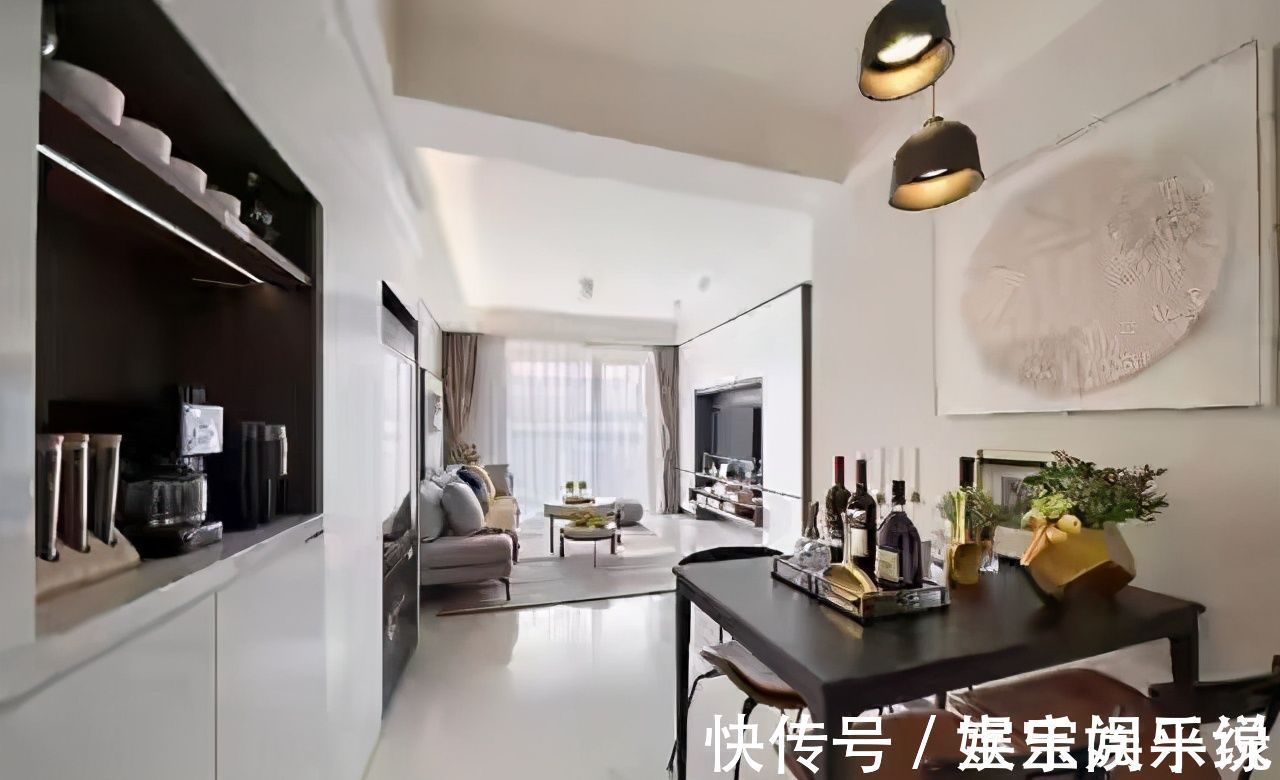 背景墙|90平米小三房,竟然打造了200个储物柜,真的太惊艳了