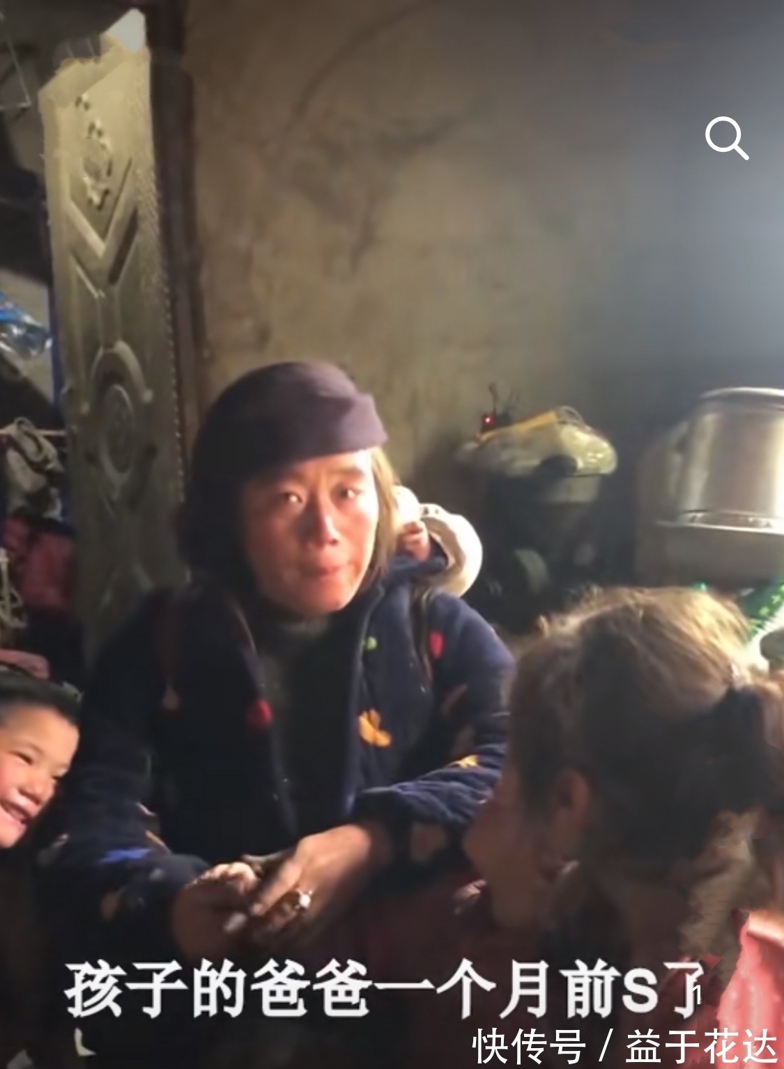 孩子们|怀第五胎的单亲妈妈,无力照顾其他4个娃,孩子饿了吃土豆蘸辣椒