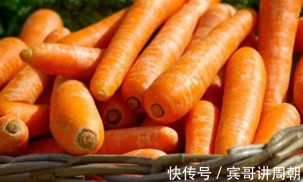 胡萝卜小米粥|胡萝卜配此物一起煮,胃舒服了,大肚子平了,视力也越来越好!