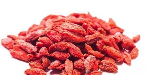 枸杞与此物是“一对”,若能坚持喝一周,强腰补肾,肝也干净了