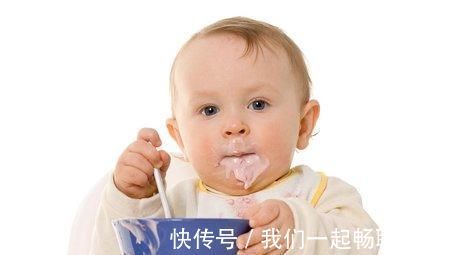 喝水|这3种饮料被加入“黑名单”,尽量少给孩子喝,没营养还浪费钱