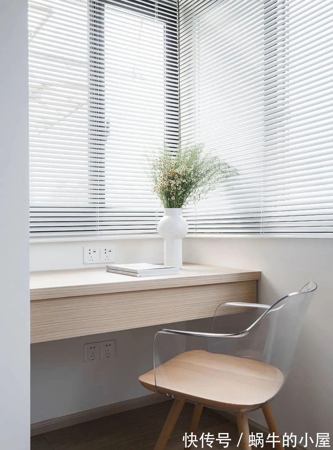 书桌|小户型大逆袭！50㎡奇葩手枪户型，设计师改造后秒变豪宅，简直了