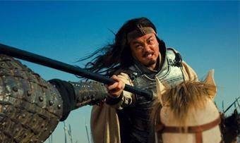 倒地|三国中最有潜质武将,刘备却不喜欢,他死后诸葛亮痛哭倒地