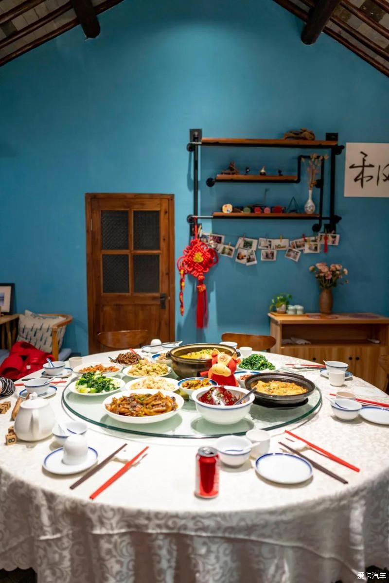 老年|走进富有年味的周庄