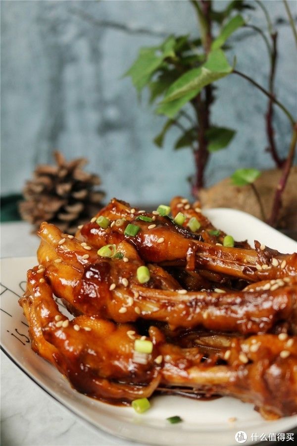 懒人最爱的吮指鸡爪，秘制配方零失败，过年多做点太受欢迎啦