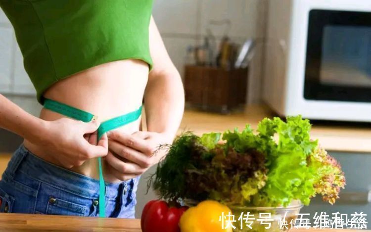 冬瓜荷叶茶|想减肥的人,4个迹象的出现,说明你正在减脂,已在变瘦的路上了