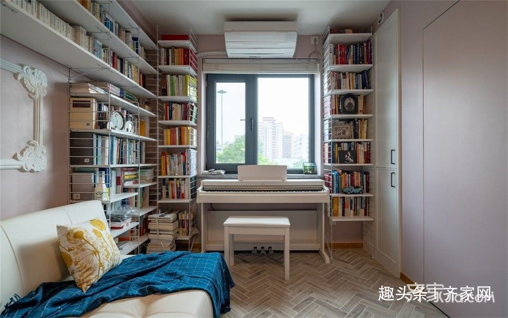 客餐厅|50㎡小户型,巧妙设计出1500+书籍的家!满足阅读需求!
