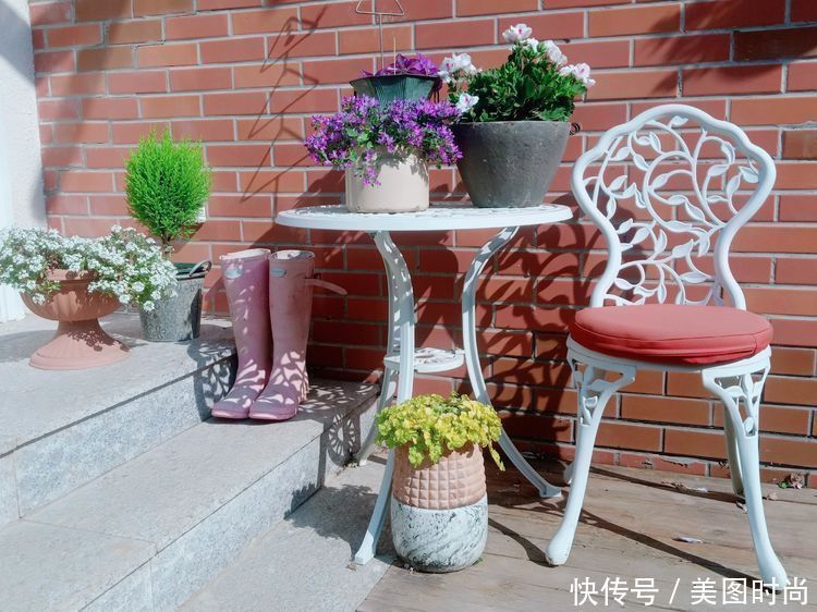 花园改造:3年前买了栋带170㎡花园的房子,过上种花草的乡村生活