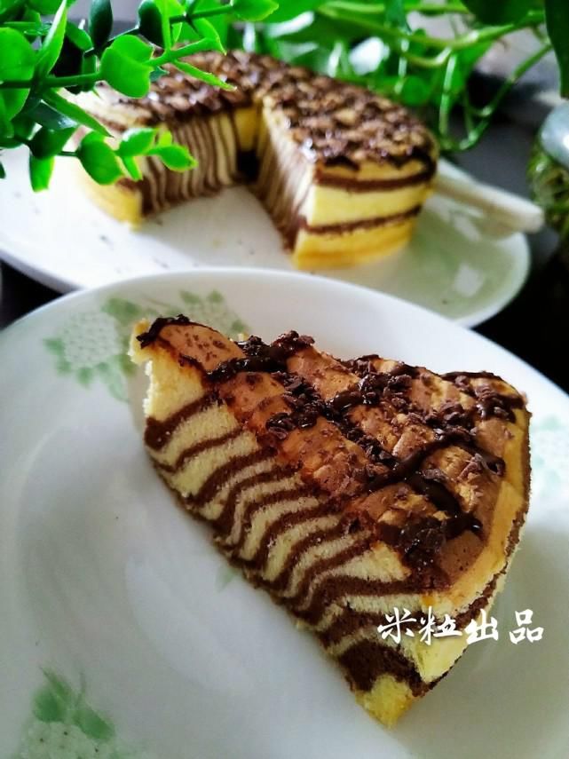 不需要裱花就可以很美的蛋糕