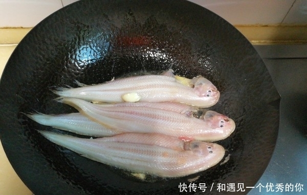 这菜每年春天才有的吃,营养特别高,过年必备,错过就要等明年