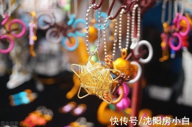 主干道|沿街商铺怎么就那么香,现在的商场貌似真没啥客流量啊