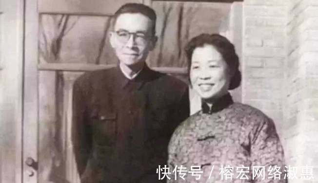 建筑学&照片中林徽因清冷秀美，为什么梁思成的妻子林洙还说她并不好看？