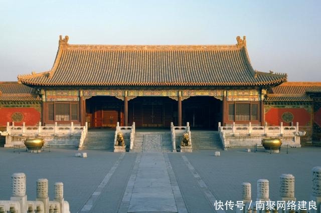 乾隆帝|这三位老师,让皇帝念念不忘