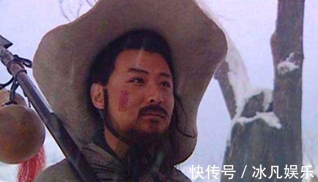 大将#此人位列八十万禁军教头,结果为了逞威风,被辽军大将斩成两段