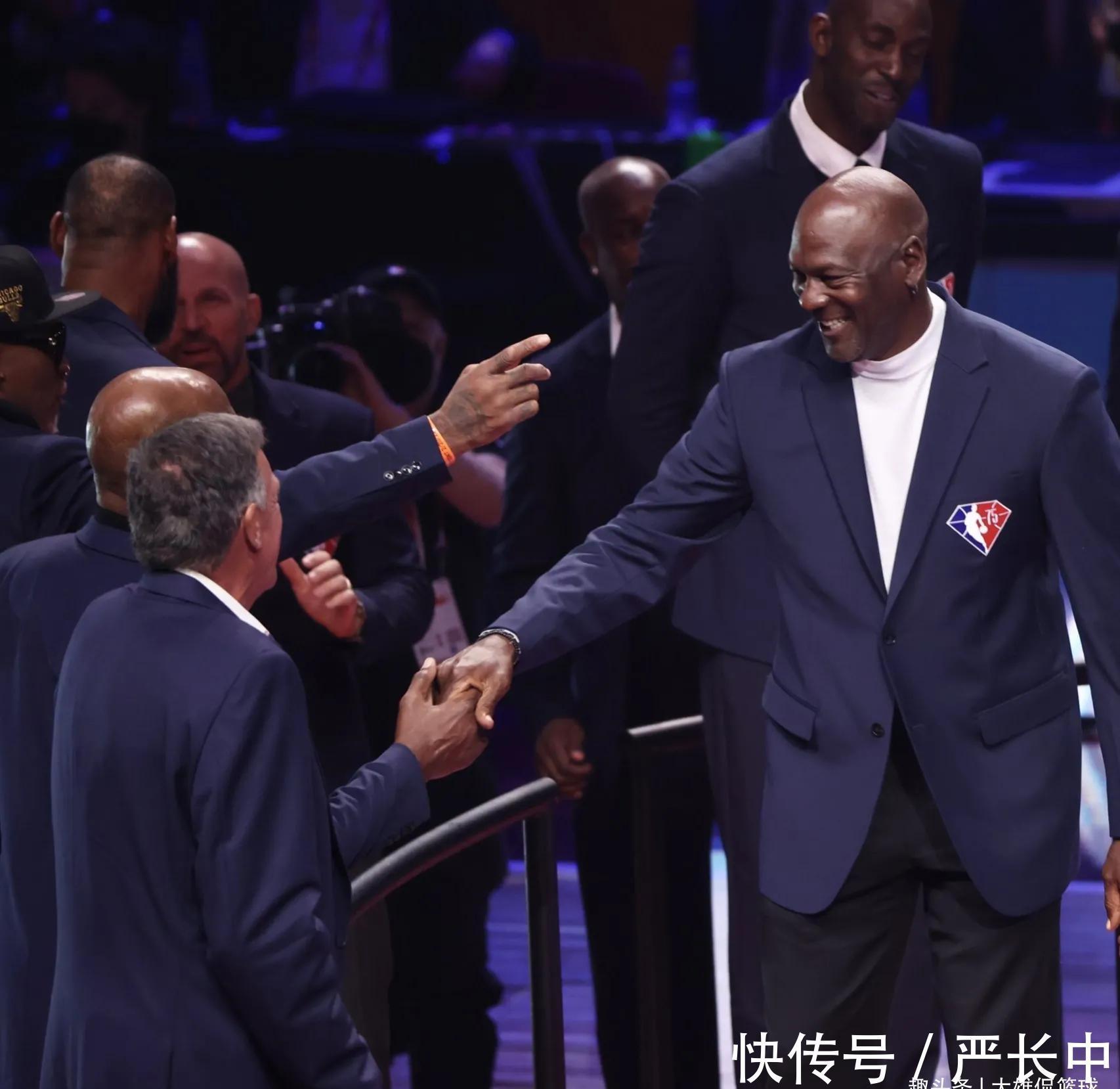 乔丹|迈克尔乔丹无奈赶场全明星赛,是为了给黑人提供更多的赛车机会