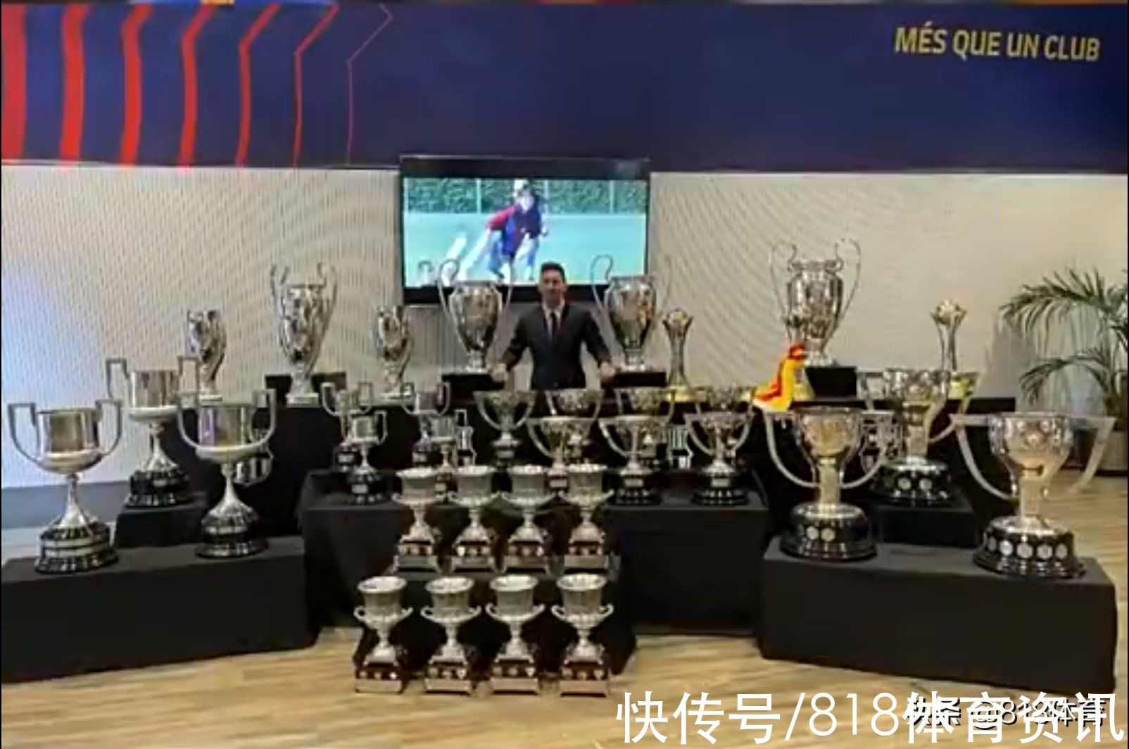 国王杯|C罗酸了!梅西晒2021获金球奖+美洲杯等8座奖杯:祝所有人新年健康!