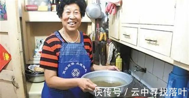 油渍|丈母娘来家小住3天,厨房就大变样!瞧瞧她的做法,那叫一个干净!